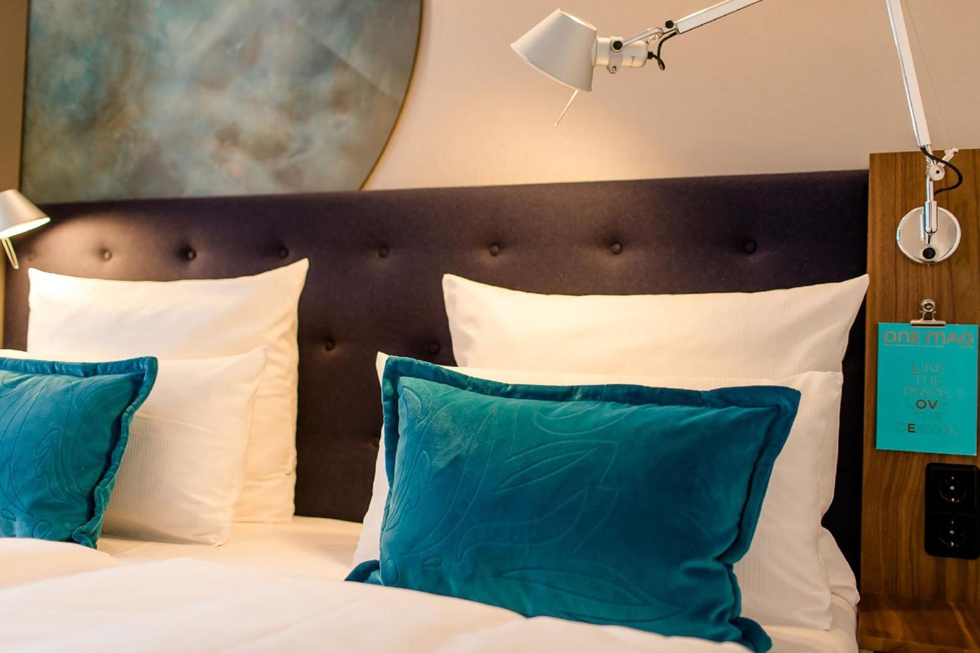Motel One Nuernberg-Plaerrer Buitenkant foto