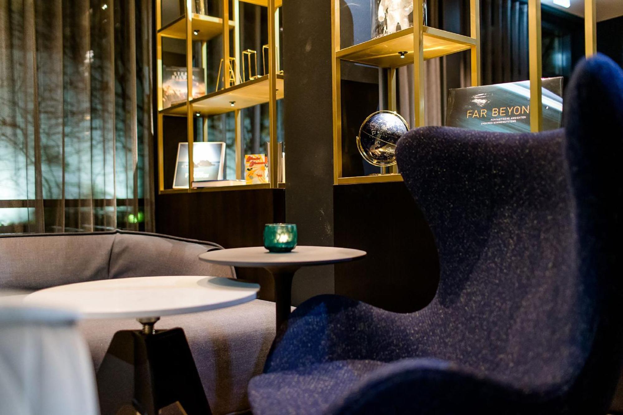 Motel One Nuernberg-Plaerrer Buitenkant foto