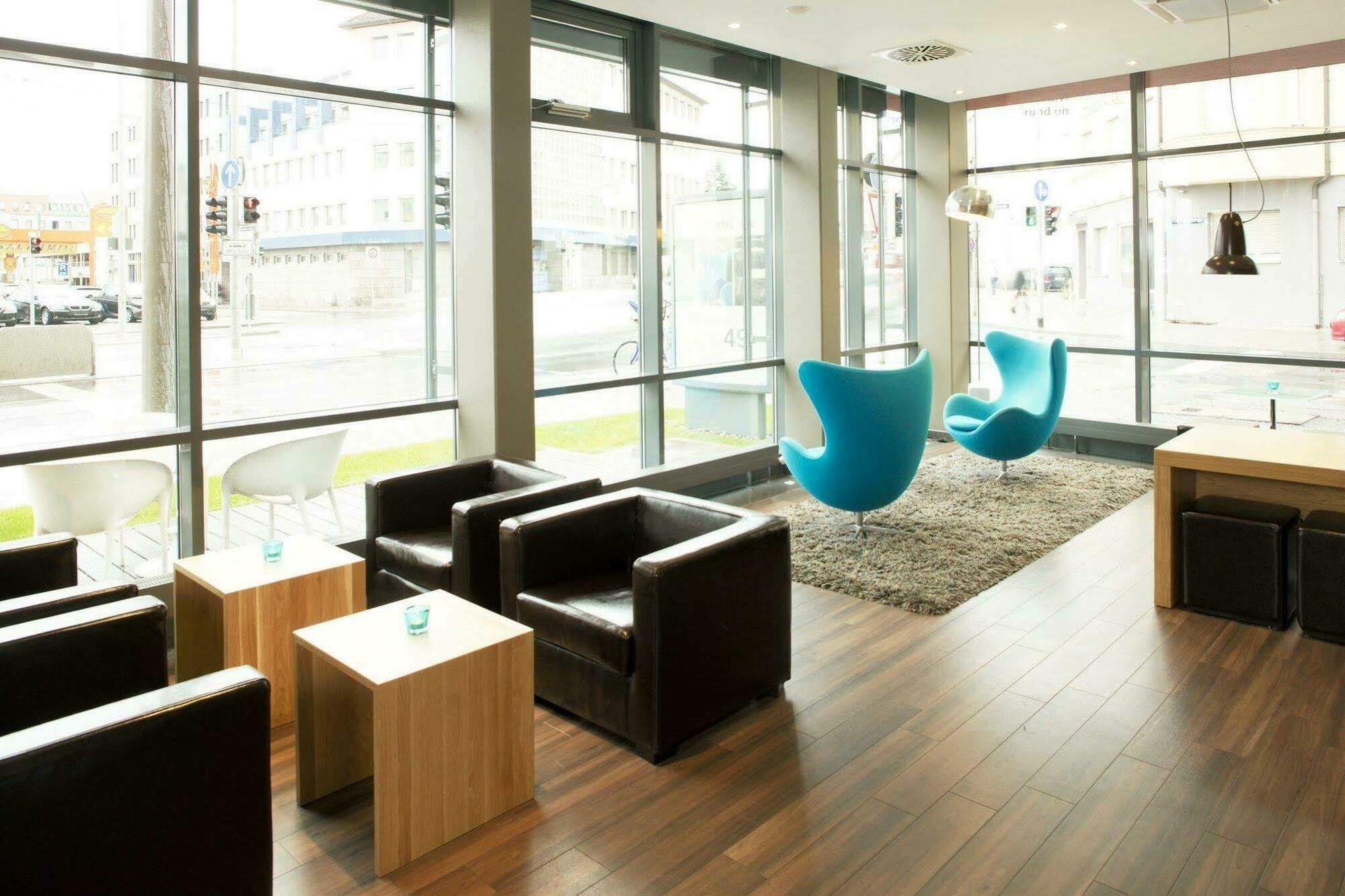 Motel One Nuernberg-Plaerrer Buitenkant foto