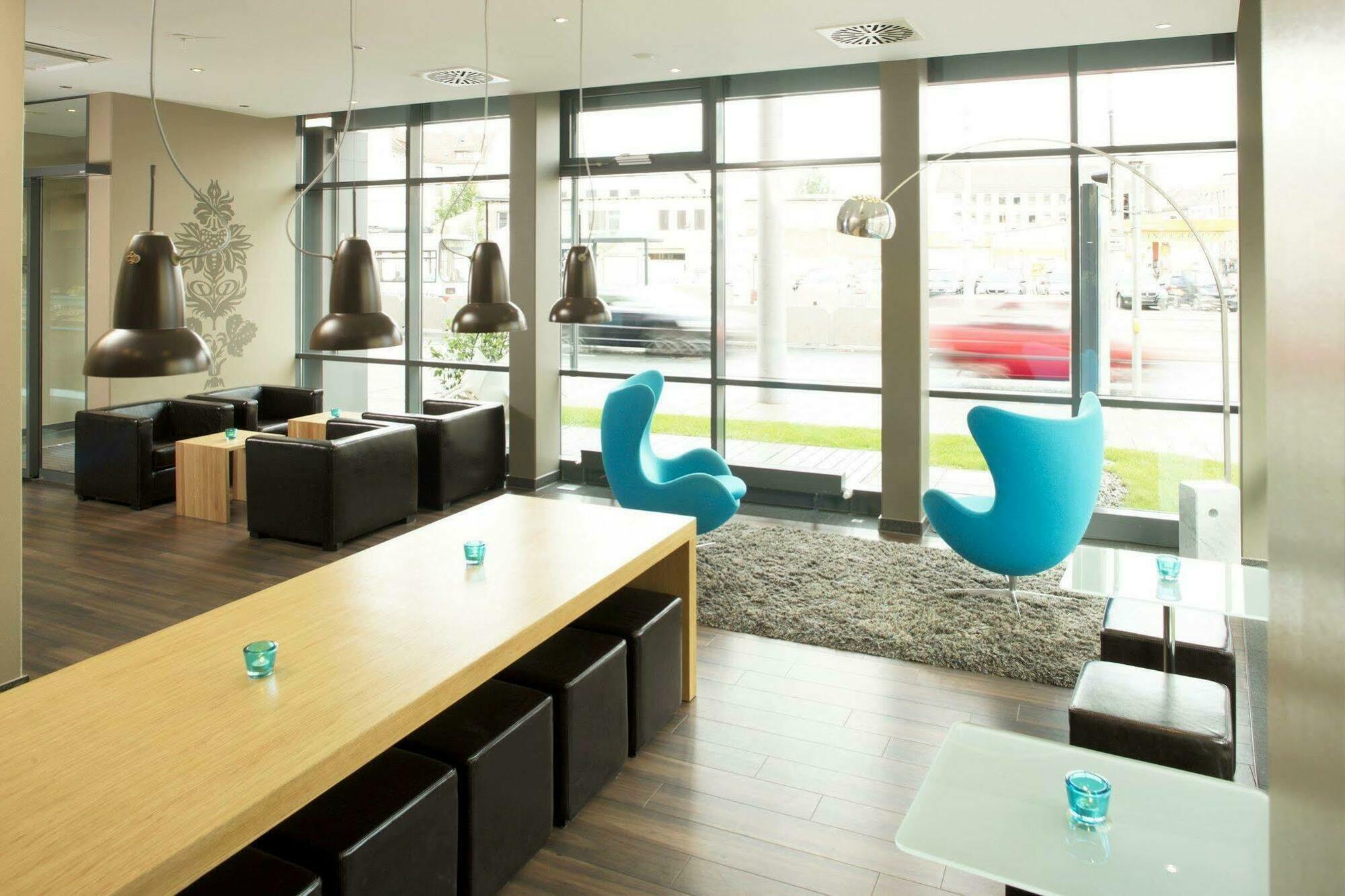 Motel One Nuernberg-Plaerrer Buitenkant foto